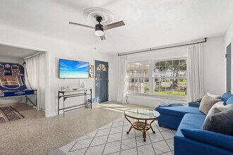 Building Photo - 311 16th Ave