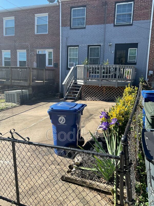 Foto del edificio - 4320 Sheldon Ave