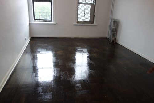 Foto del edificio - 1565 White Plains Rd