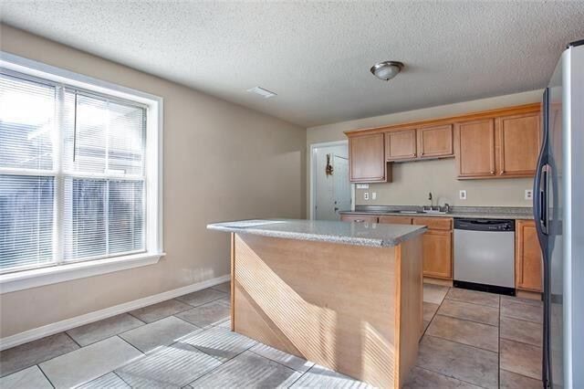 Building Photo - 40771 Chinchas Creek Rd