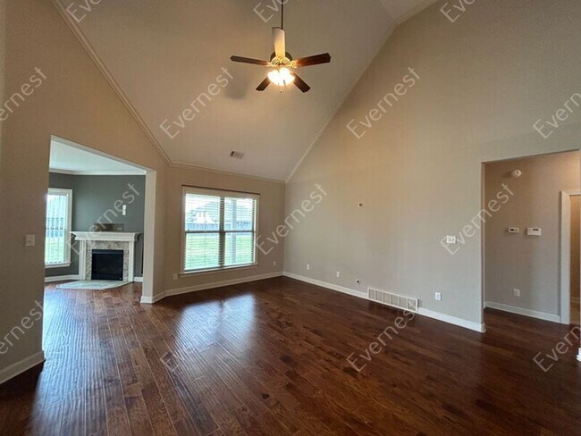 Building Photo - 7167 Jefferson Heights Dr