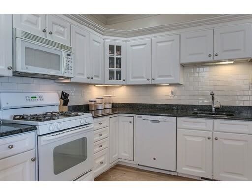 Building Photo - 810 Ledgewood Way