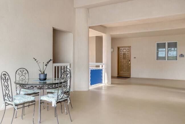 Foto del edificio - 2 Bedroom, 2 Full Bathroom Condo in a Gated Keowee Key Community