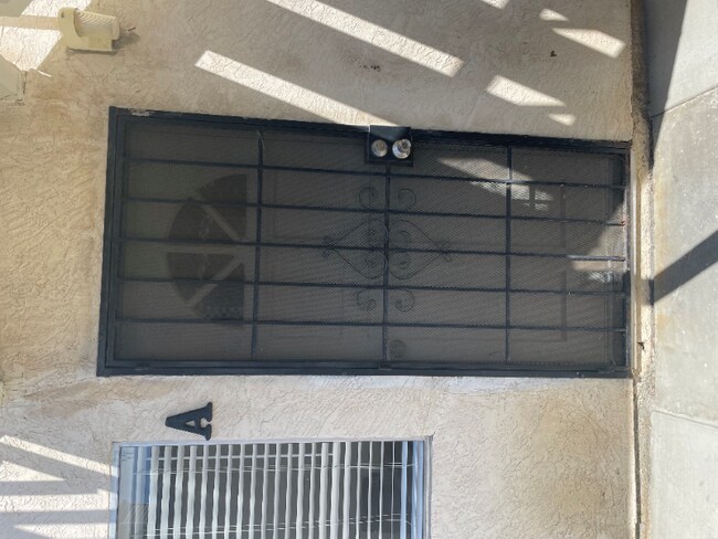 Foto del edificio - 4761 Felton St