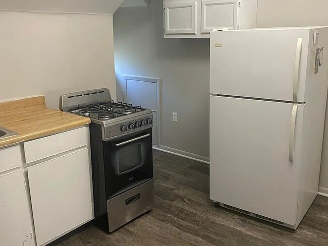 Photo - 971 Purcell Ave Apartment