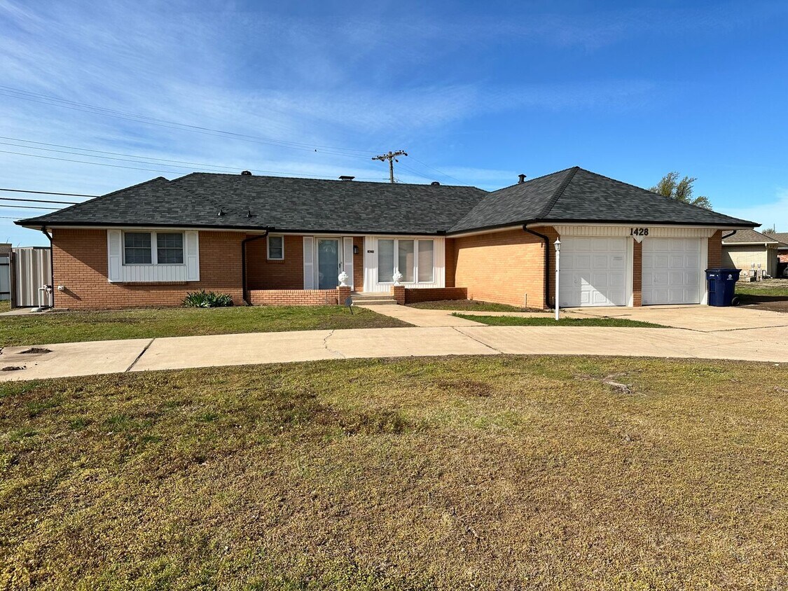 1428 SW 72nd St, Oklahoma City, OK 73159 House Rental in Oklahoma