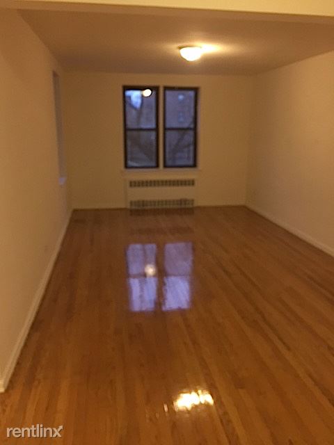 Foto del edificio - 3620 Parsons Blvd