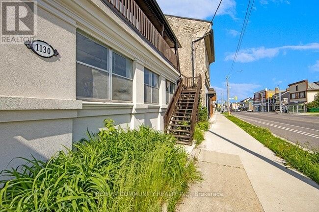 Photo du bâtiment - 1130 King St E