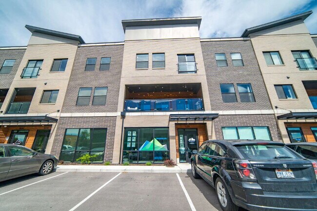 Foto del edificio - Gorgeous Modern Townhome in Draper