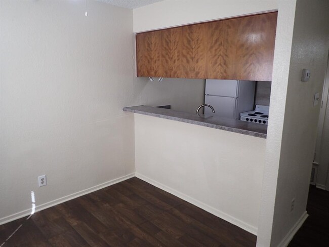 Building Photo - 217 Pine Meadow Dr