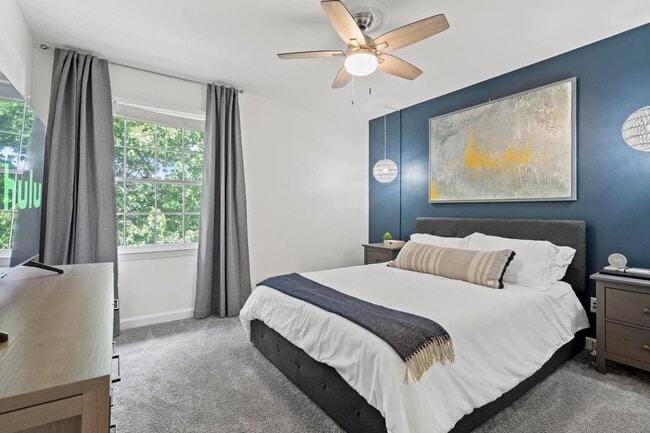 Foto del edificio - 4232 Walker Rd