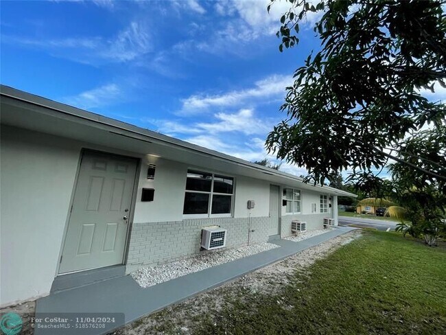 Foto del edificio - 721 SW 8th St