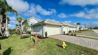 Building Photo - 14261 Heritage Landing Blvd