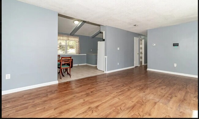 Building Photo - Butler Manor Drive