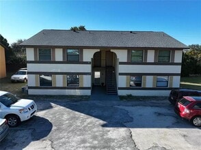 Building Photo - 44 N Fairfax Ave