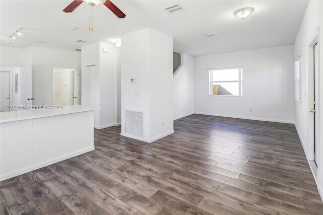 Foto del edificio - 5610 SW 43rd St