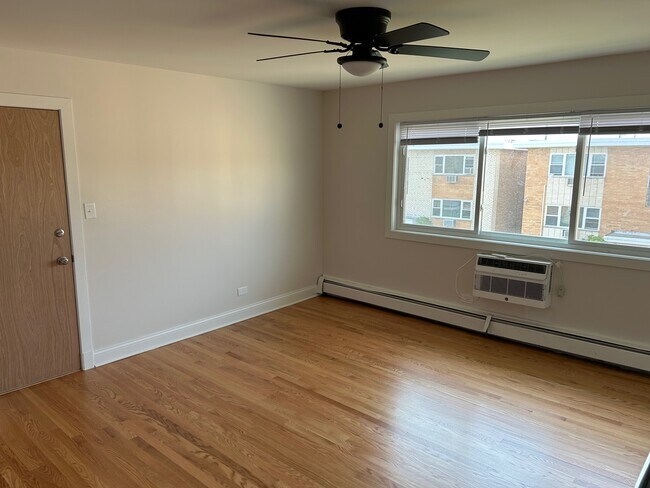 Foto del edificio - 9608 N Greenwood Ave