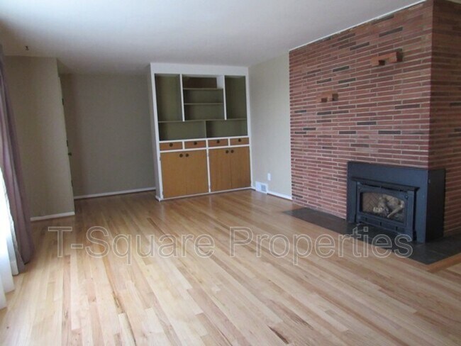Foto del edificio - 19904 20th Ave NW