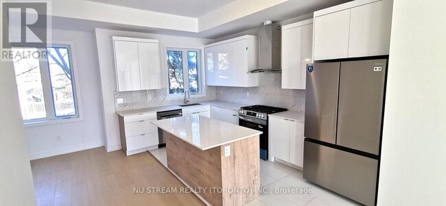 Building Photo - 9 Carl Hl Ln