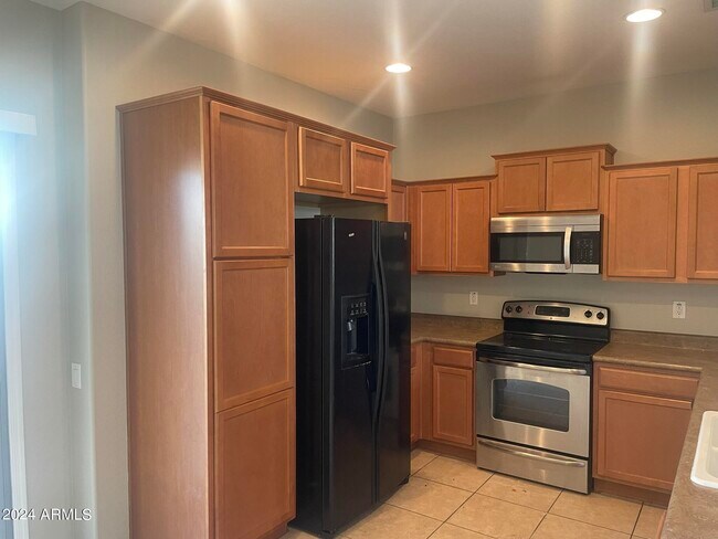 Building Photo - 2350 N 84th Dr