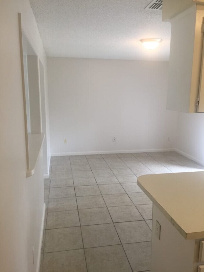Building Photo - 6132 Rhythm Cir