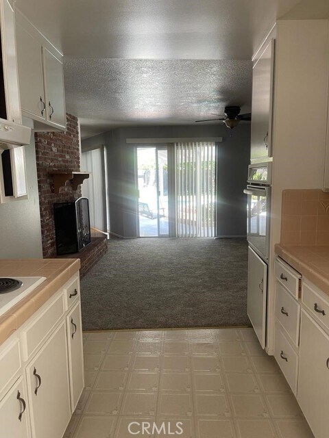 Building Photo - 1004 Wellington Dr