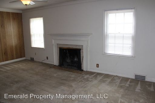 Building Photo - 1818 Fairchild Ave