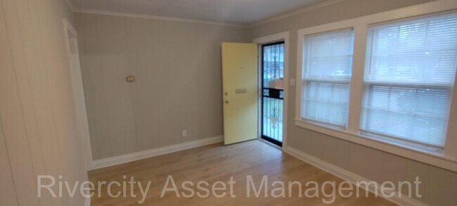 Foto del edificio - This Home Won't Be Vacant Long!!!!! Section 8 Friendly!!!! PRICE DROP !!!