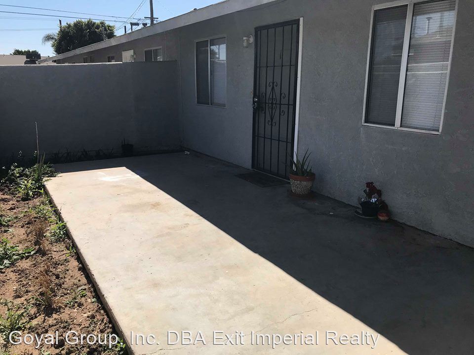 2 br, 1 bath House - 470 C St. #1 - 2 br, 1 bath House - 470  C St. #1