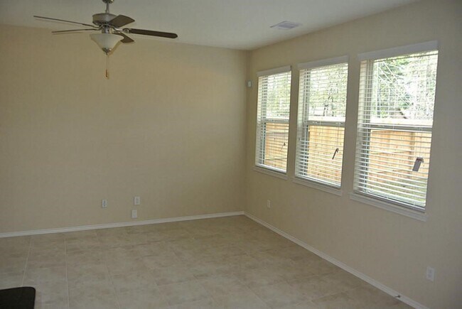 Building Photo - 1742 Parkside Shrs Ln