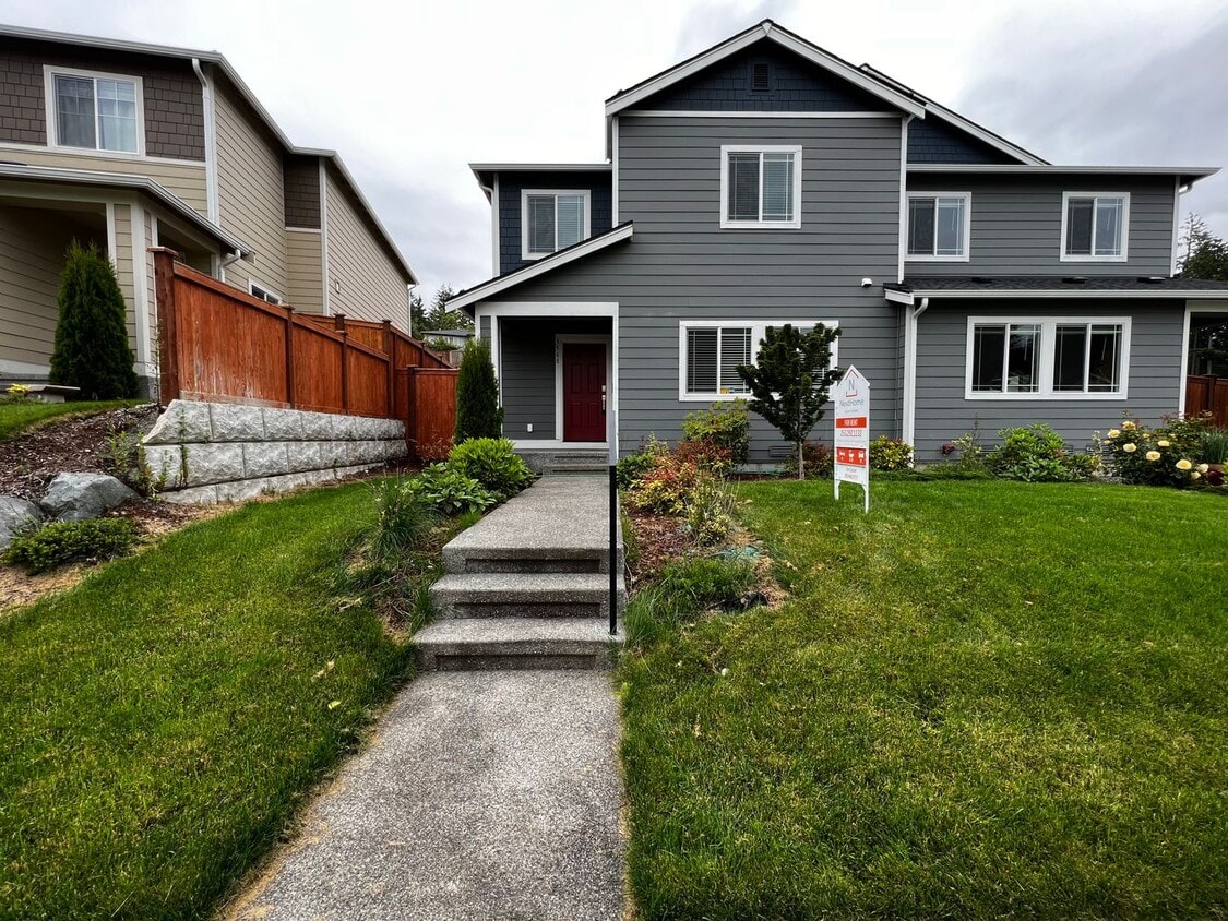 3568 Hoffman Hill Blvd, DuPont, WA 98327 House Rental in DuPont, WA