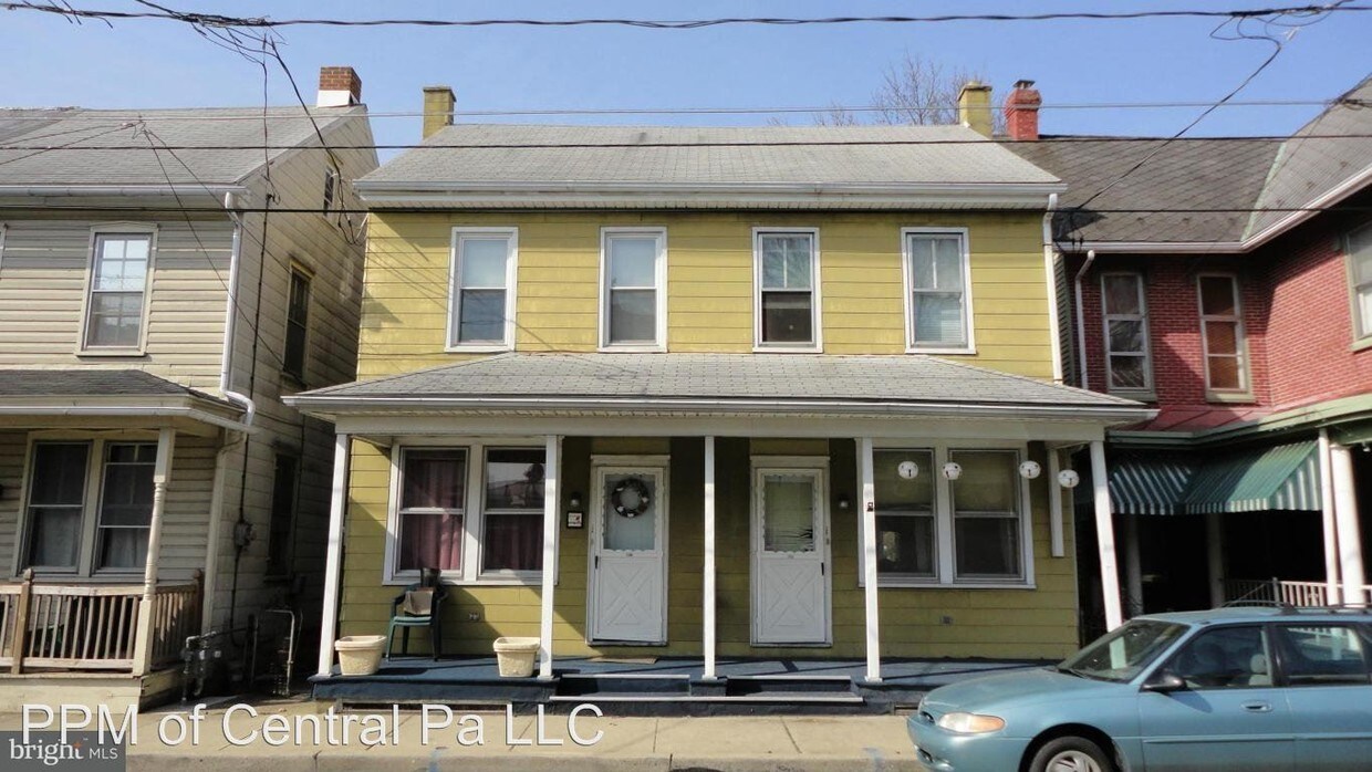 134 S Main St, Manheim, PA 17545 Apartment for Rent in Manheim, PA