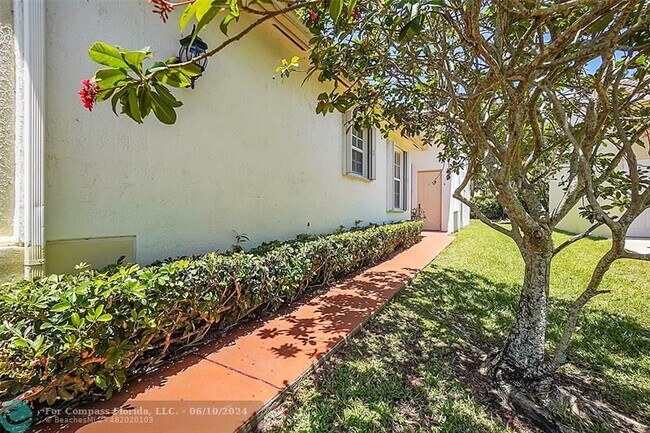 Foto del edificio - 6267 Petunia Rd