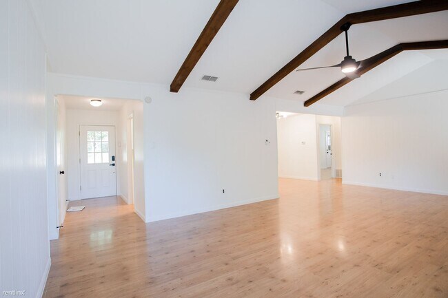 Building Photo - 3 br, 2 bath House - 1304 September Dr