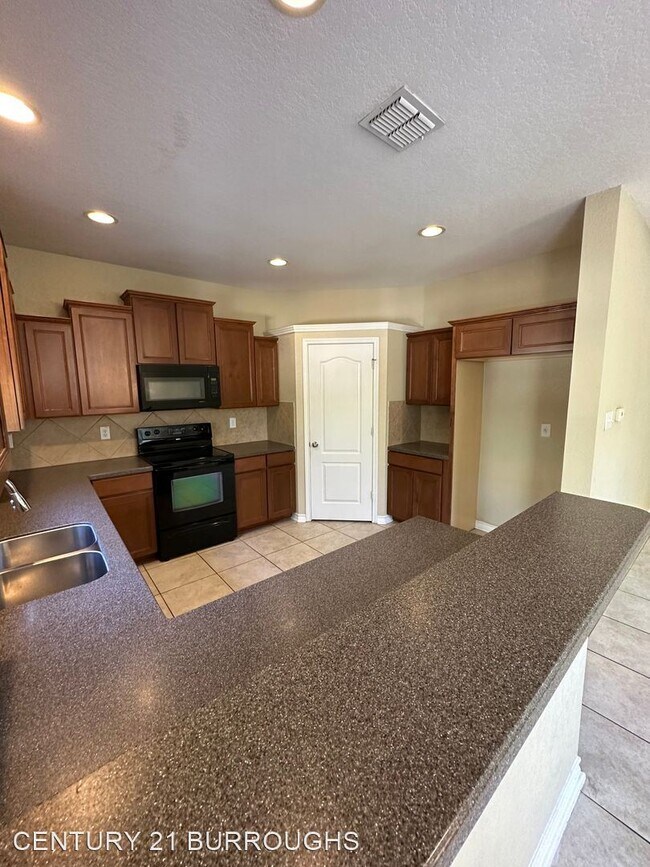 Foto del edificio - 3 br, 2.5 bath House - 21719 Dion Village
