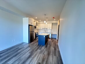 Building Photo - 660 Beach Rd