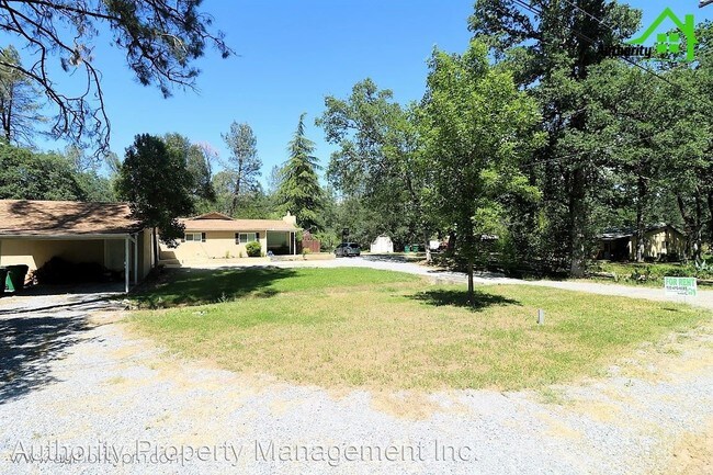 Building Photo - 3 br, 2 bath House - 4555 Deer Creek Ave
