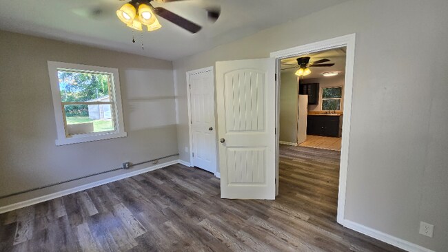 Foto del edificio - 1507 Golf Club Ln
