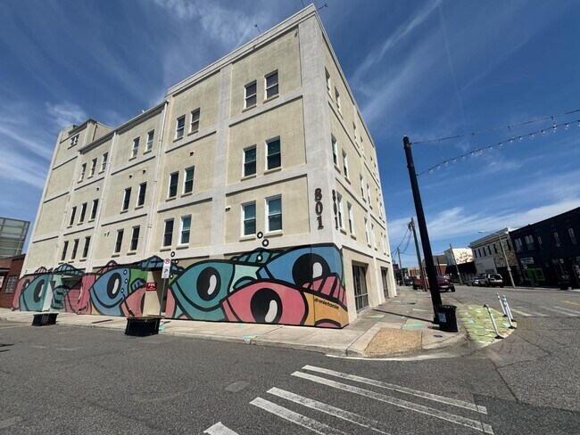 Foto del edificio - 801 Granby St
