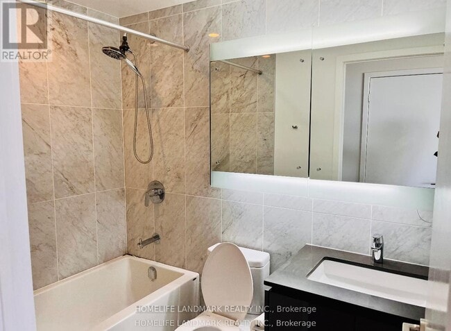 Photo du bâtiment - 117-3117 McMahon Dr