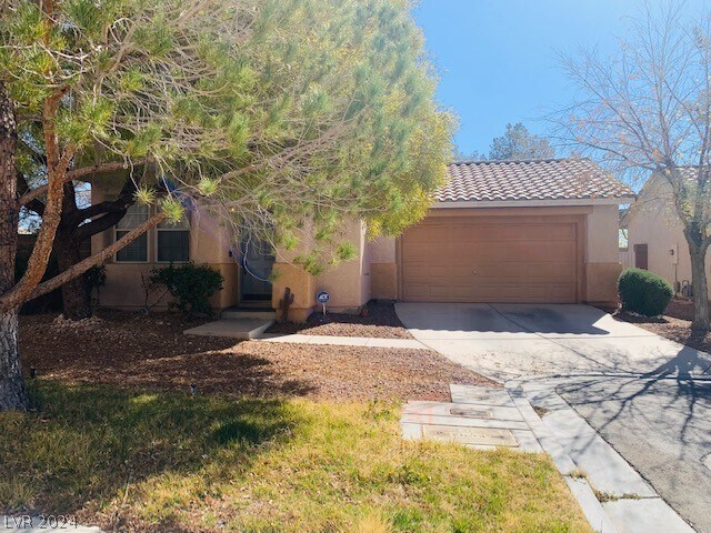 Building Photo - 2656 Cottonwillow St