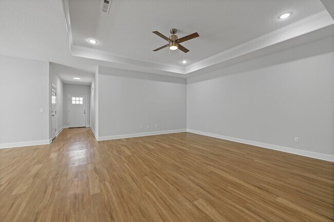 Foto del edificio - New Luxury Townhouse