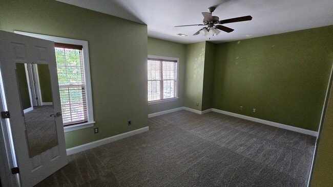 Building Photo - 32 Nandina Dr