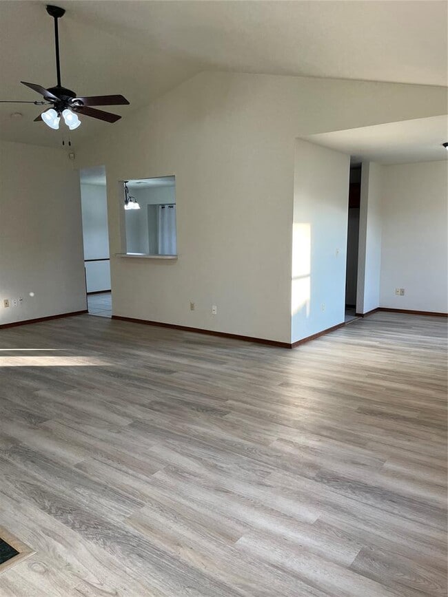 Building Photo - 317 S Chanda Ln