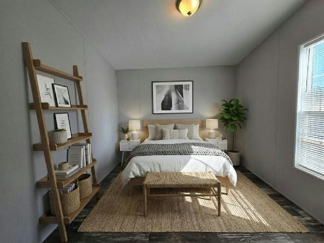 Building Photo - 13618 N Florida Ave