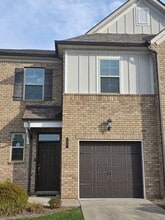Building Photo - 127 Bluestem Ct