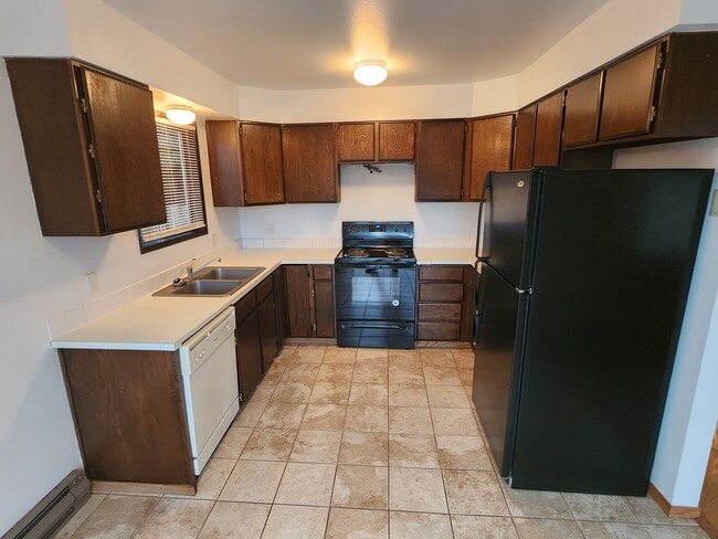 Foto del edificio - 1214 E 3rd St