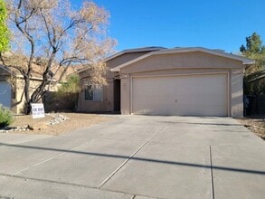 Building Photo - 5820 Day Dreamer Rd NW