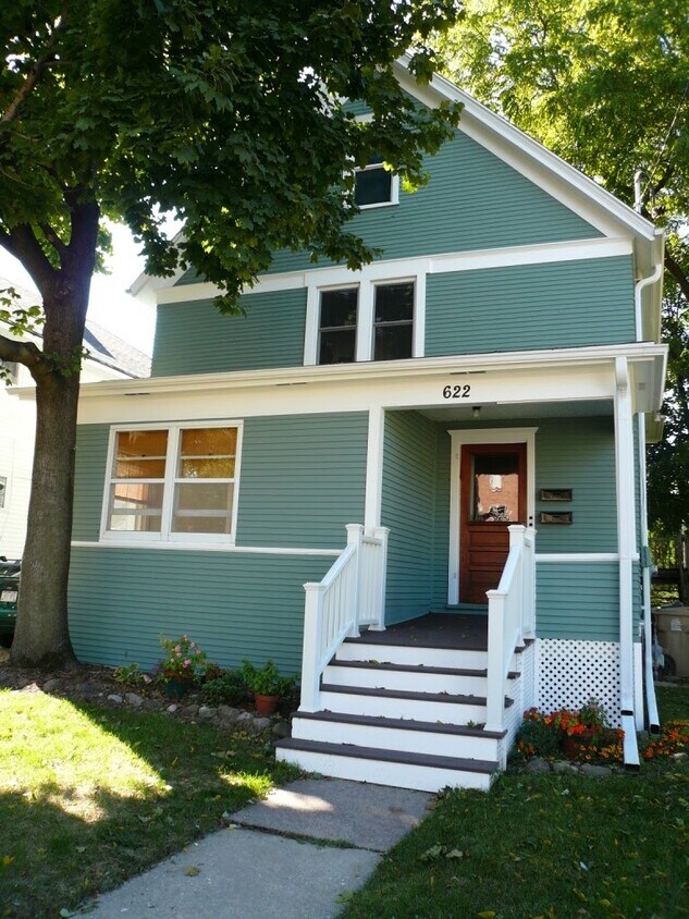 Foto principal - 622 S Orchard St