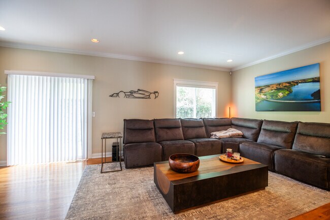 Foto del edificio - 3220 Linwood Ave